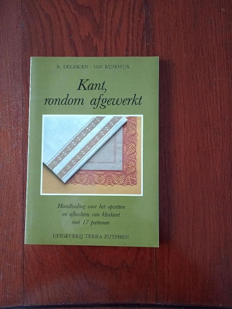 7 boeken over kantklossen z.g.a.n. inclusief porto 50 euro, Boeken, Diverse auteurs, Ophalen of Verzenden, Zo goed als nieuw, Overige onderwerpen