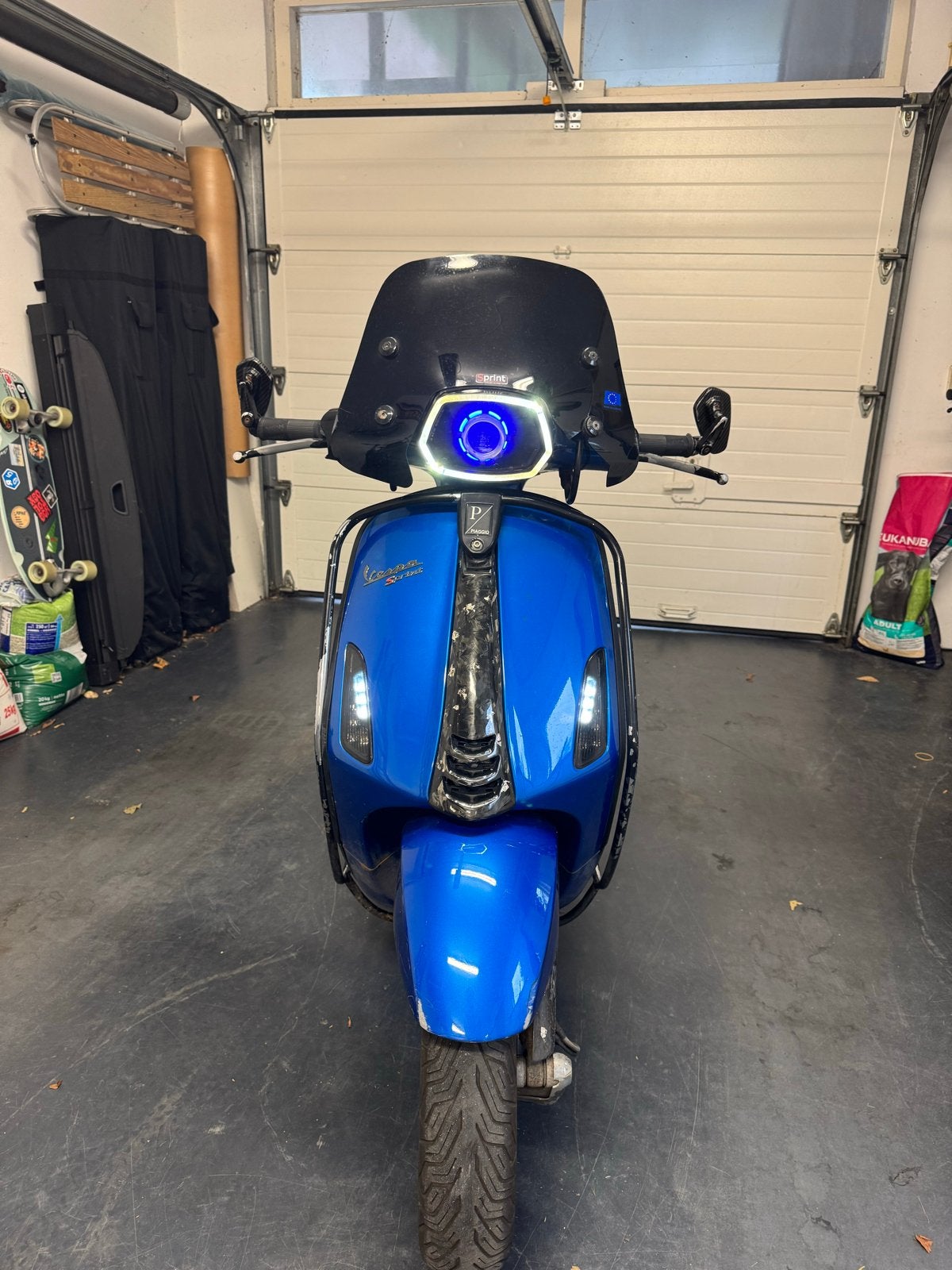 Vespa Sprint 4T 50cc uit 2015 - Inclusief slot en helm, Ophalen, Gebruikt, Overige modellen, Maximaal 45 km/u