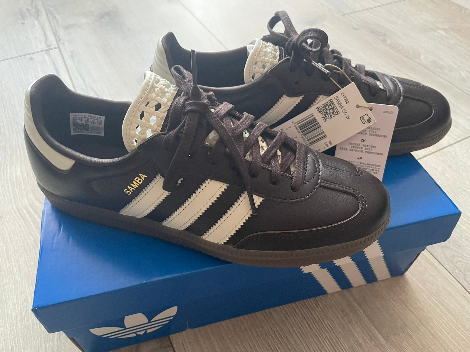 Adidas Samba NIEUW!, Ophalen of Verzenden, Nieuw, Bruin, Sneakers of Gympen