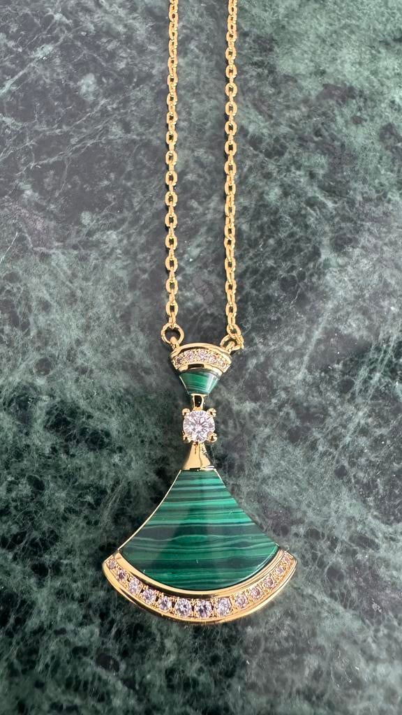 Bvlgari ketting goud, Sieraden, Tassen en Uiterlijk, Kettingen, Ophalen of Verzenden, Zo goed als nieuw, Goud