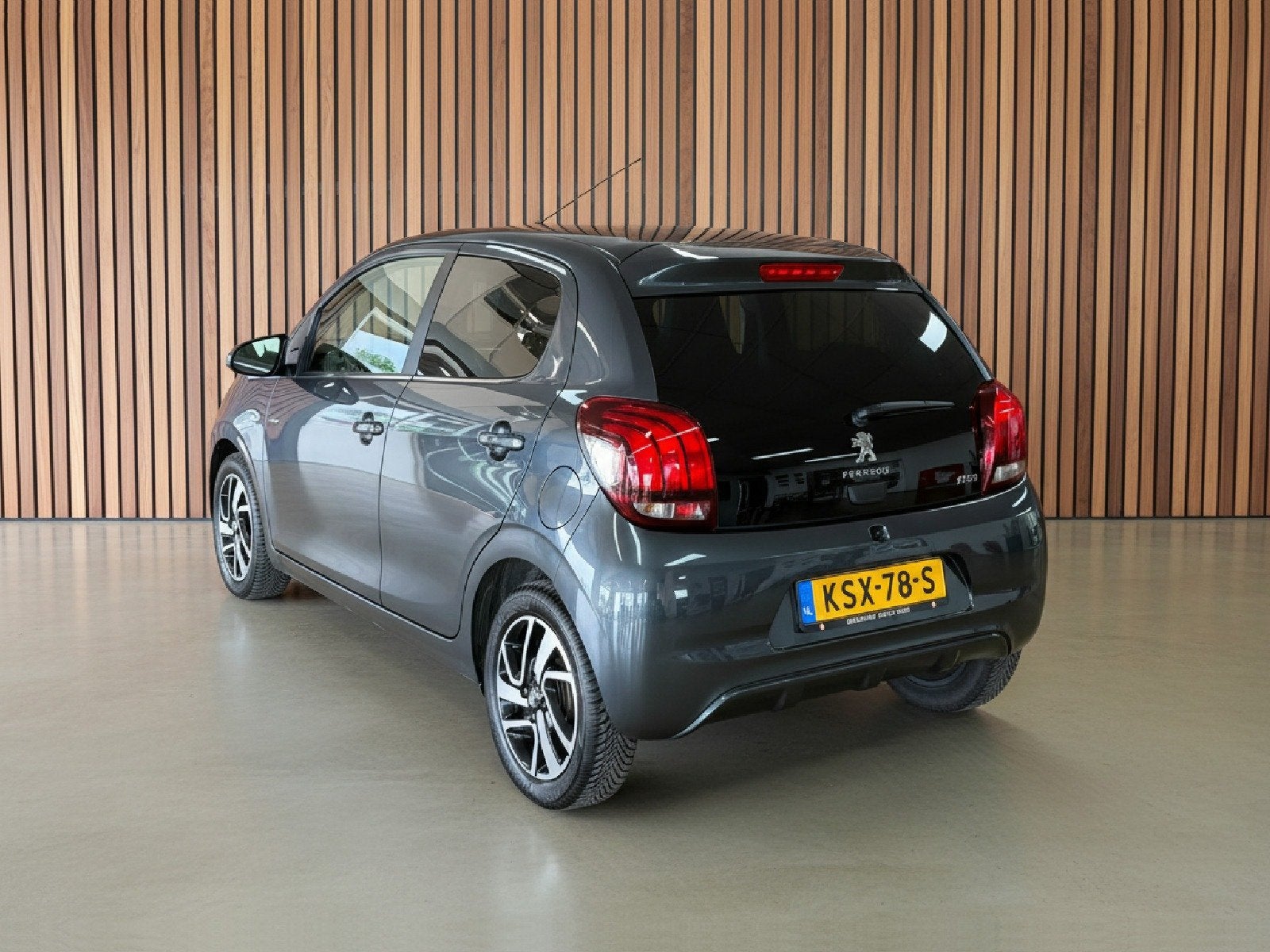 Peugeot 108 1.0 e-VTi Active | Airco | Zeer nette staat, Auto's, Gebruikt, Euro 6, 4 stoelen, 3 cilinders