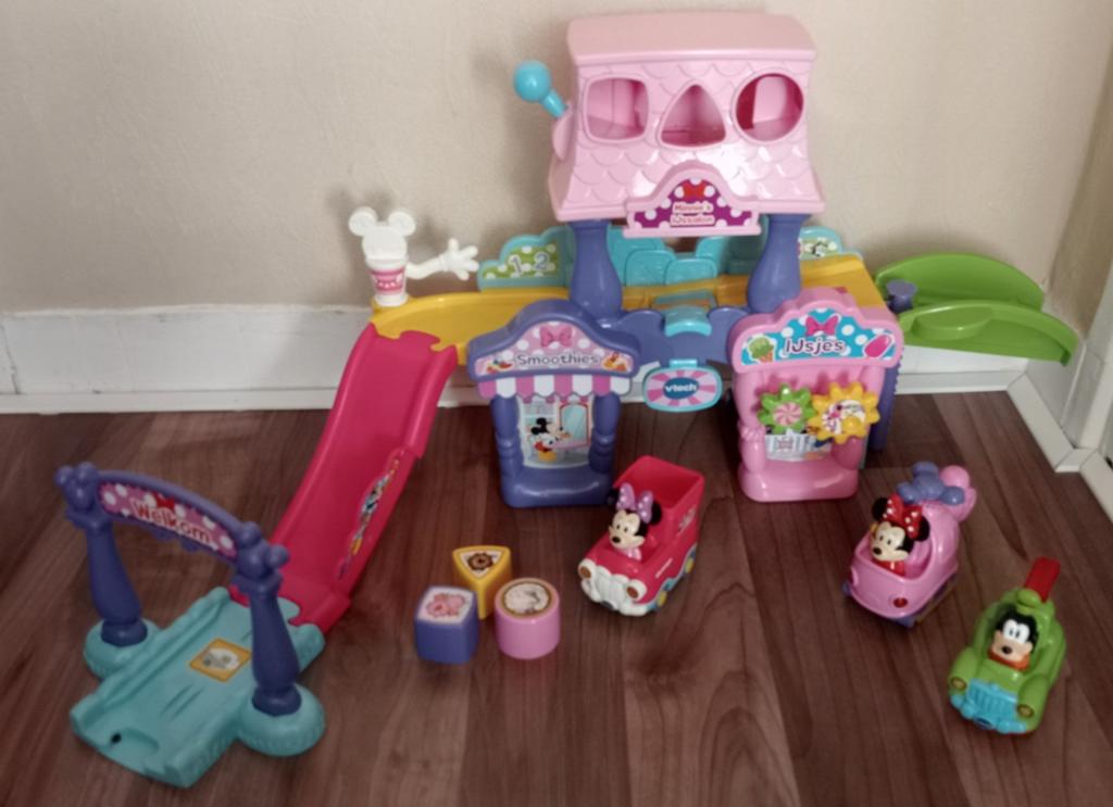 Minnie's ijssalon, Ophalen, 2 tot 4 jaar