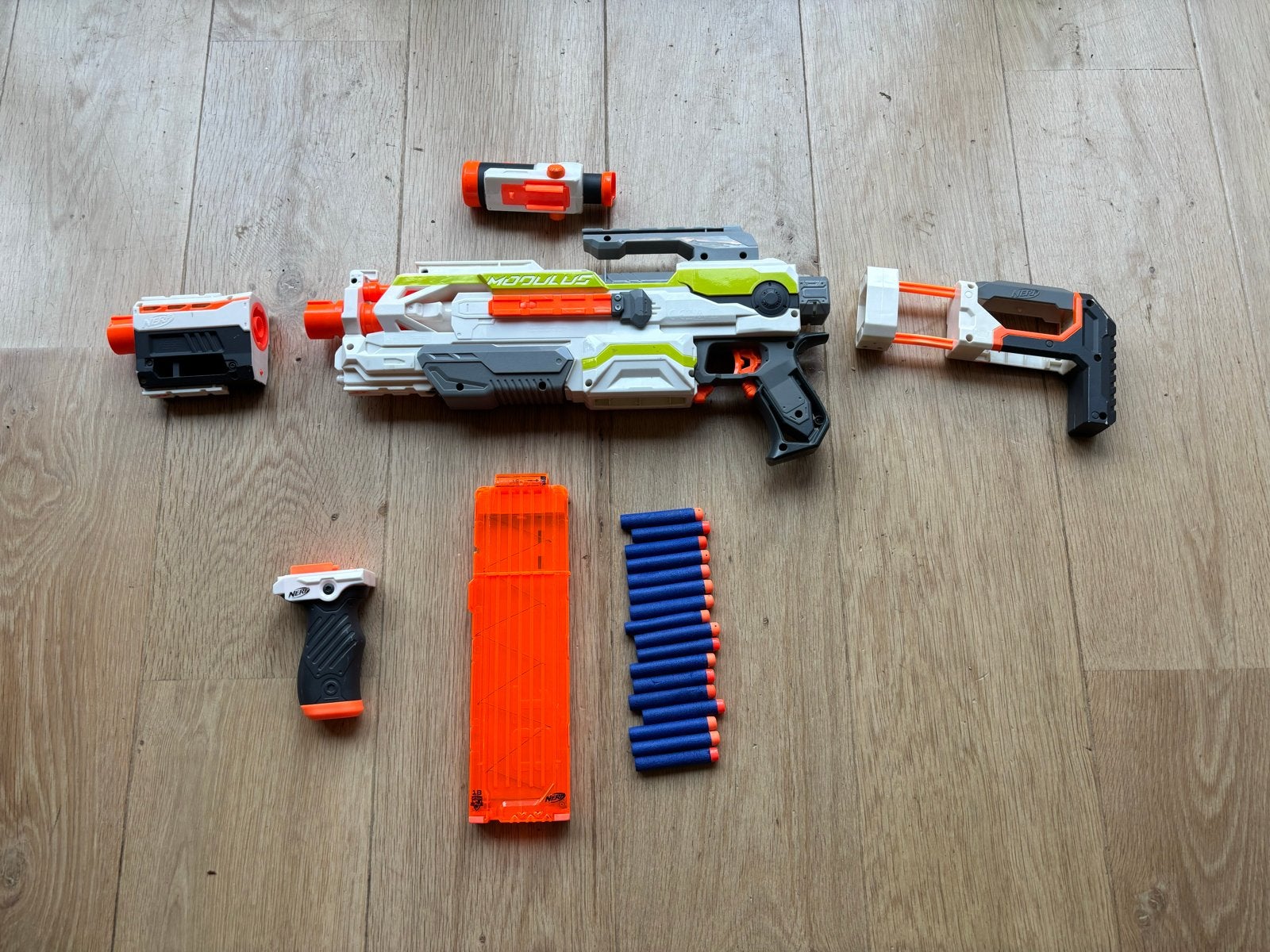 Nerf Modulus Blaster met accessoires en pijltjes, Kinderen en Baby's, Speelgoed | Buiten | Actiespeelgoed, Ophalen, Gebruikt