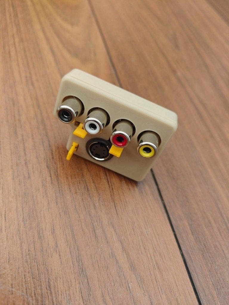 C64 Video Adapter Board - Composite/S-Video Aansluiting, Computers en Software, Ophalen of Verzenden