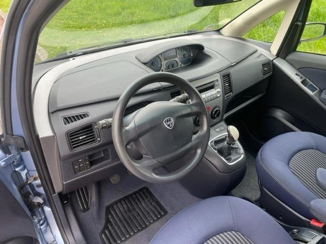 Lancia Musa 1.4-16V Platino Plus Meeneemprijs! ECC Audio/CD, Auto's, Dealer onderhouden, Gebruikt, Blauw, 49 €/maand