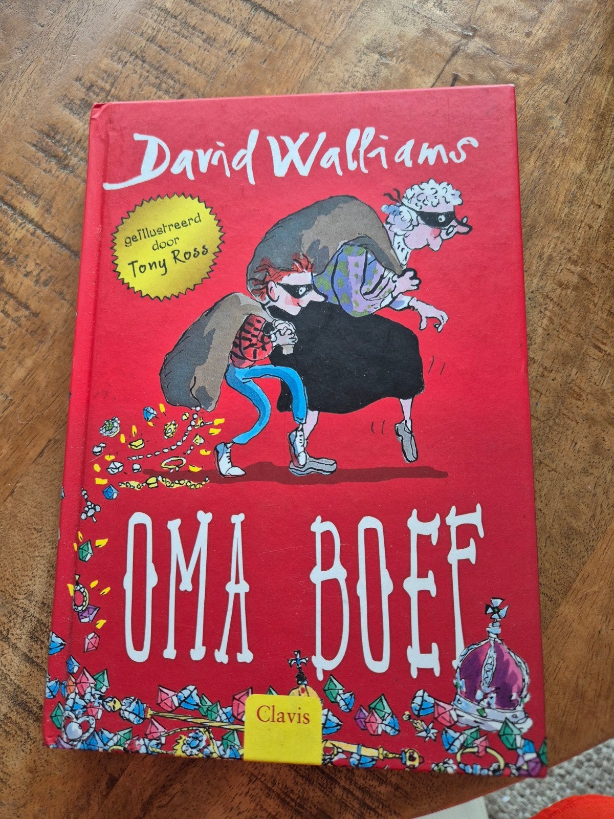 Oma Boef - David Walliams (Geïllustreerd door Tony Ross), Ophalen of Verzenden, Gelezen, David Walliams, Fictie