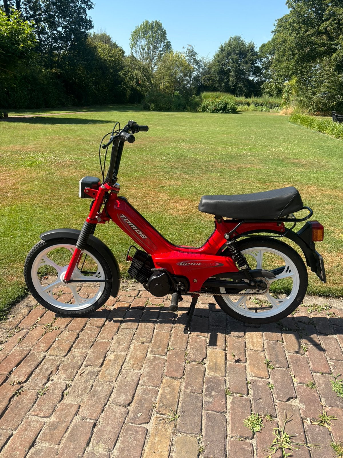 Tomos 65cc, Fietsen en Brommers, Brommers | Tomos, Ophalen, Zo goed als nieuw, Standard, Maximaal 25 km/u