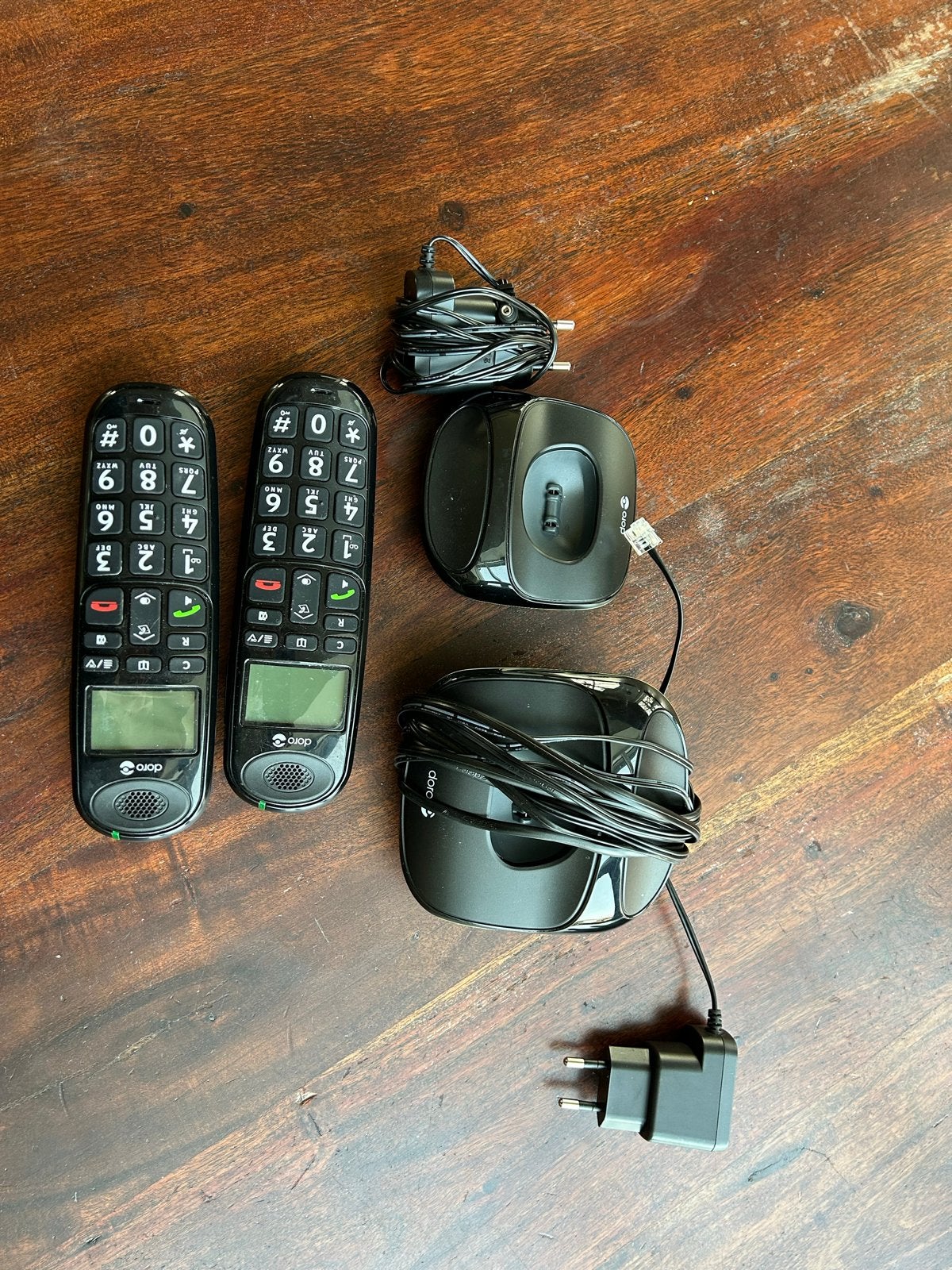 Doro draadloze telefoons met grote toetsen (2 stuks), Telecommunicatie, Ophalen of Verzenden, Gebruikt, 2 handsets
