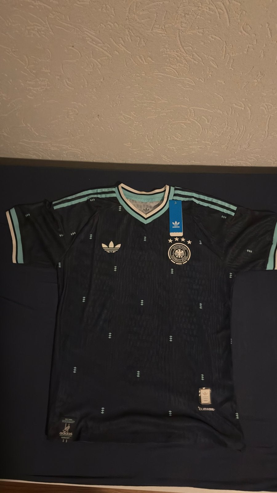 Duitsland Retro Voetbalshirt(NIEUW!)  - Adidas Maat L, Sport en Fitness, Voetbal, Maat L, Ophalen, Nieuw, Shirt