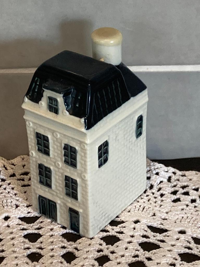 KLM huisje nummer 43 (240526s), Ophalen of Verzenden, Zo goed als nieuw