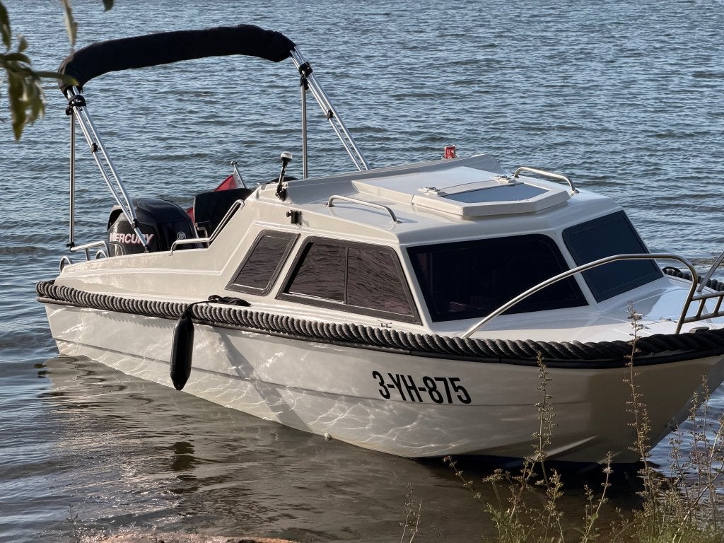 Sportieve Kajuit (vis) boot, 50PK 4t Mercury incl Trailer!, Watersport en Boten, Gebruikt, Viertaktmotor, Niet ingevuld, 5 m