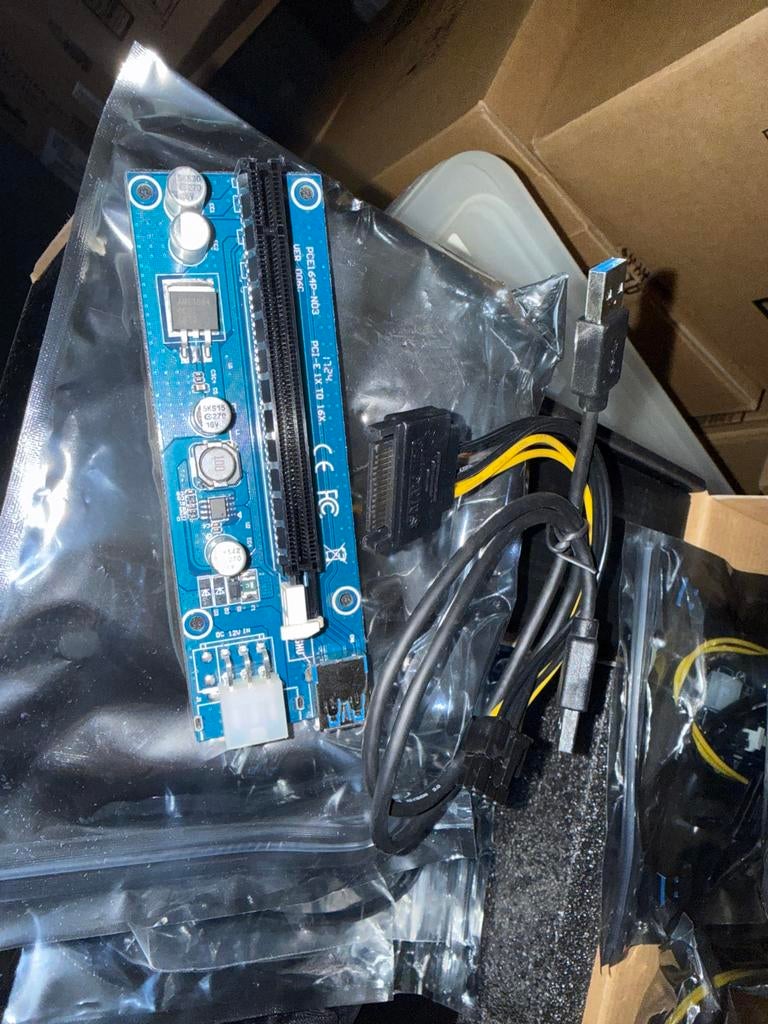 PCI-E 1x naar 16x Riser voor Mining Rig, Ophalen of Verzenden, Zo goed als nieuw, Overige typen