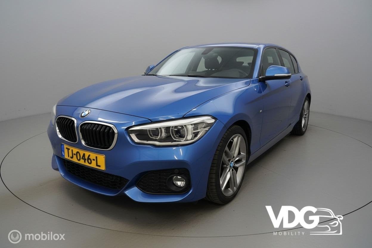 BMW 1-serie 120i Edition M Sport Shadow LeerNAPDeal, 1998 cc, Gebruikt, Euro 6, 4 cilinders