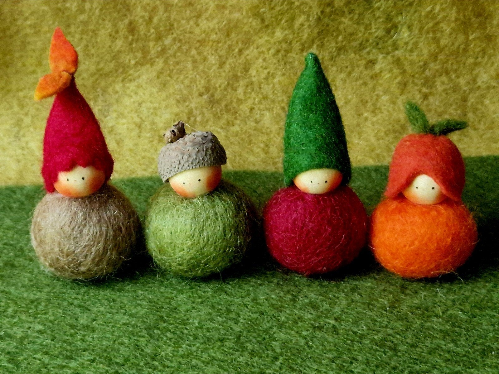 4 Seizoenstafel popjes Herfsttafel kabouters Vrije School, Verzenden, Nieuw, Figuurtje(s), Wolvilt