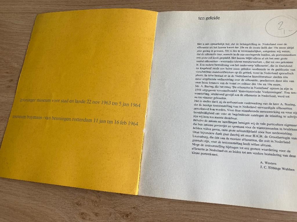 Boek groninger Museum silhouette, Ophalen of Verzenden, Gelezen