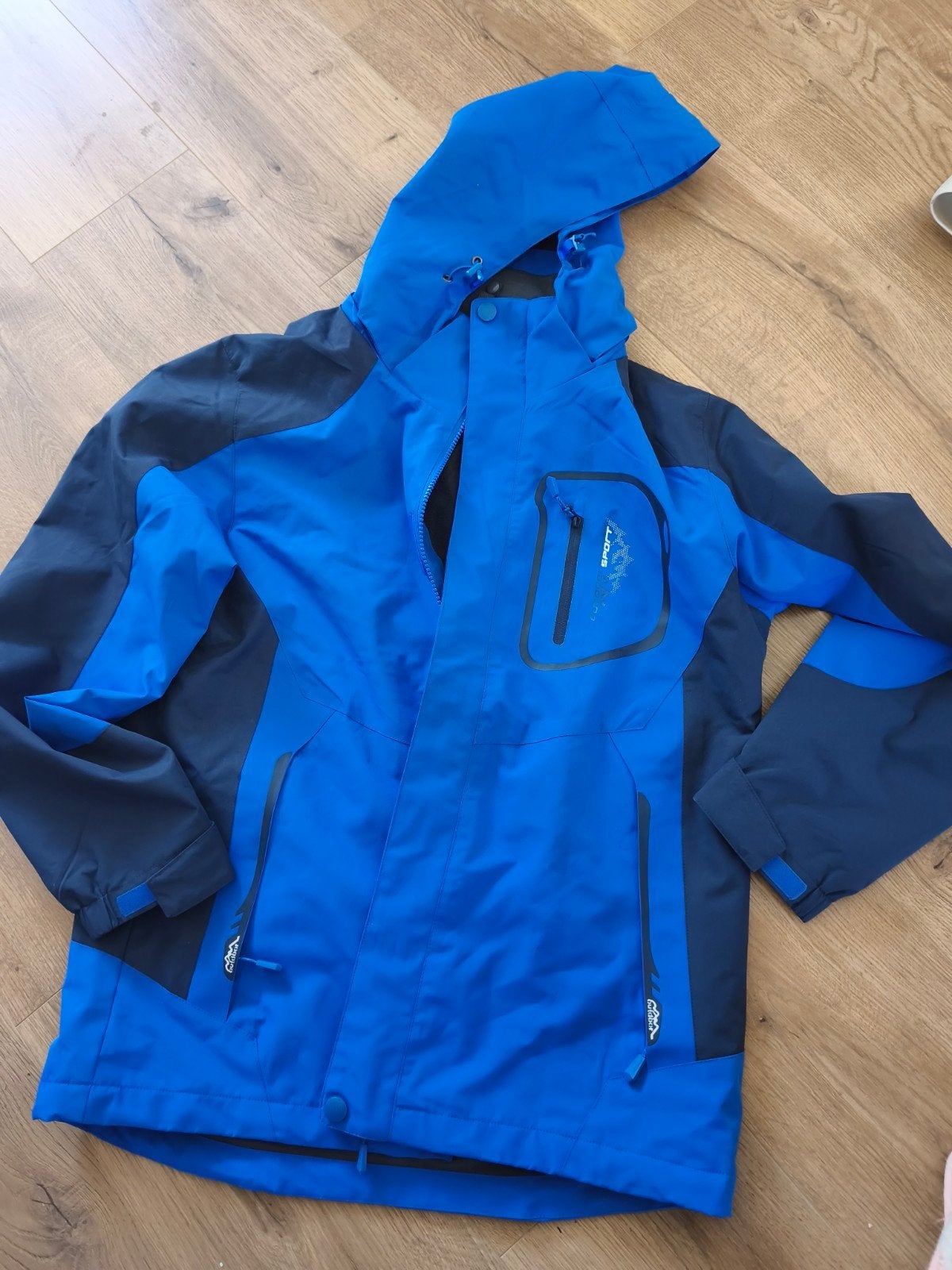 Outdoor wind wandel jack maat L nieuw, Kleding | Heren, Wintersportkleding, Ophalen of Verzenden, Nieuw, Maat 52/54 (L), Jack