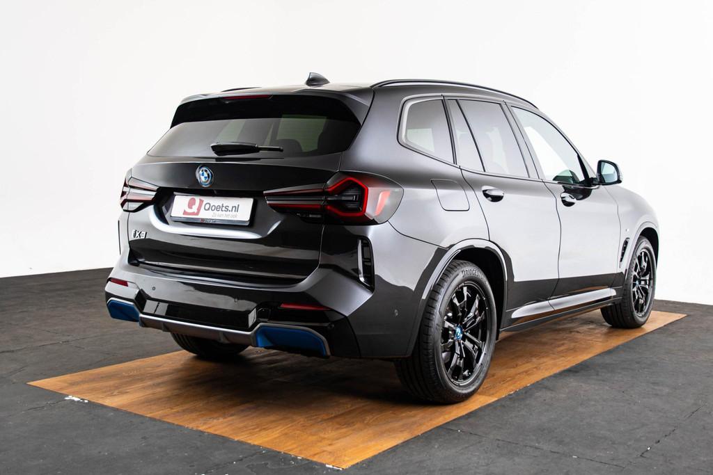 BMW iX3 Executive 80 kWh Sportstoelen - stoelverwarming - Ge, Automaat, Achterwielaandrijving, Gebruikt, 750 kg