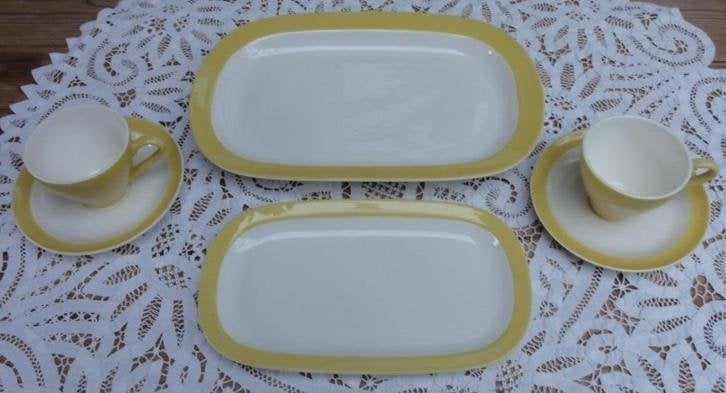 Div. lichtgeel & geel servies, serviesgoed, leuk voor Pasen, Diversen, Pasen, Gebruikt, -, -, Ophalen of Verzenden