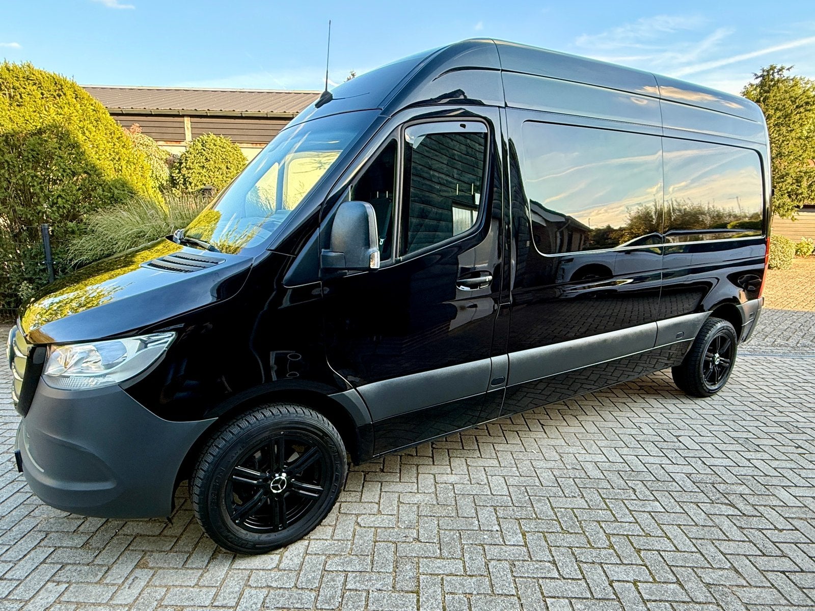 Mercedes-Benz Sprinter 311 CDI L2H2 Automaat Zwart Camera, Automaat, 4 cilinders, 2000 kg, 160 pk