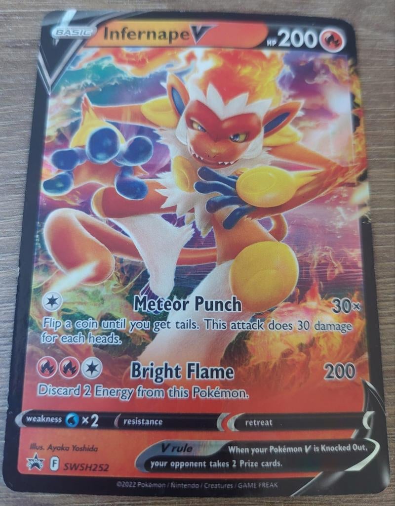 Infernape V (SWSH252) Pokémon Kaart, Ophalen of Verzenden, Zo goed als nieuw, Losse kaart, Foil