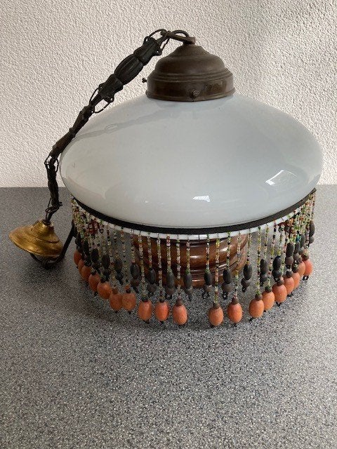 ANTIEKE  lamp originele porselein fitting,  kralen rand, Antiek en Kunst, Ophalen of Verzenden