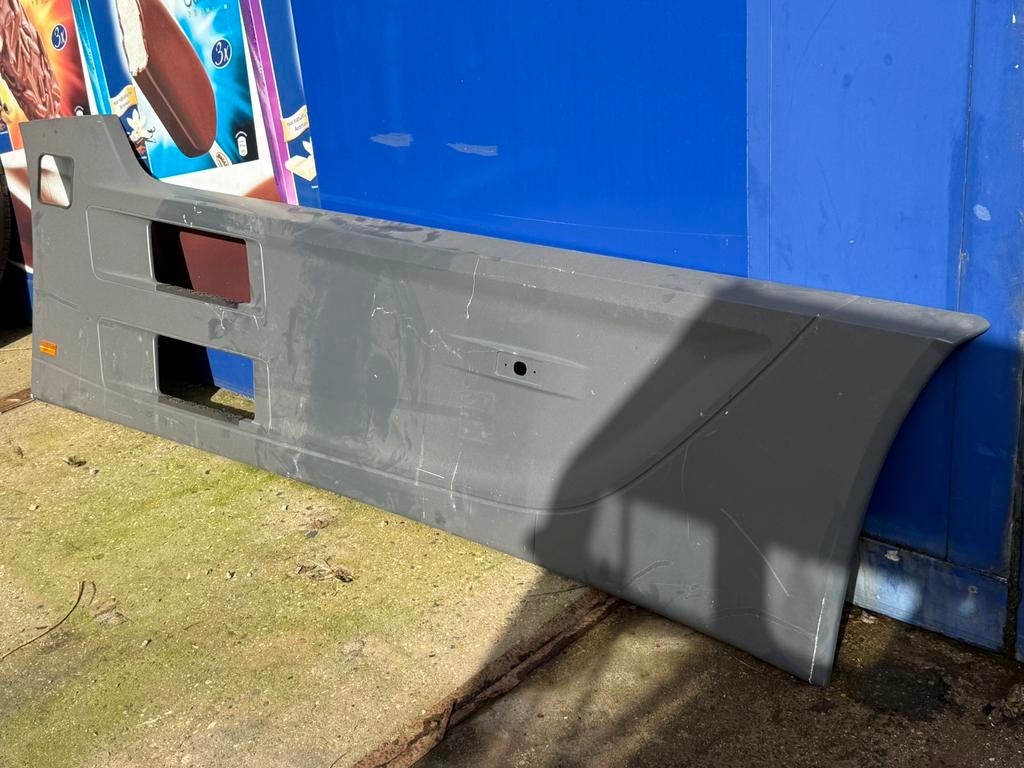 Mercedes actros MP4 side skirt links, Ophalen, Mercedes-Benz
