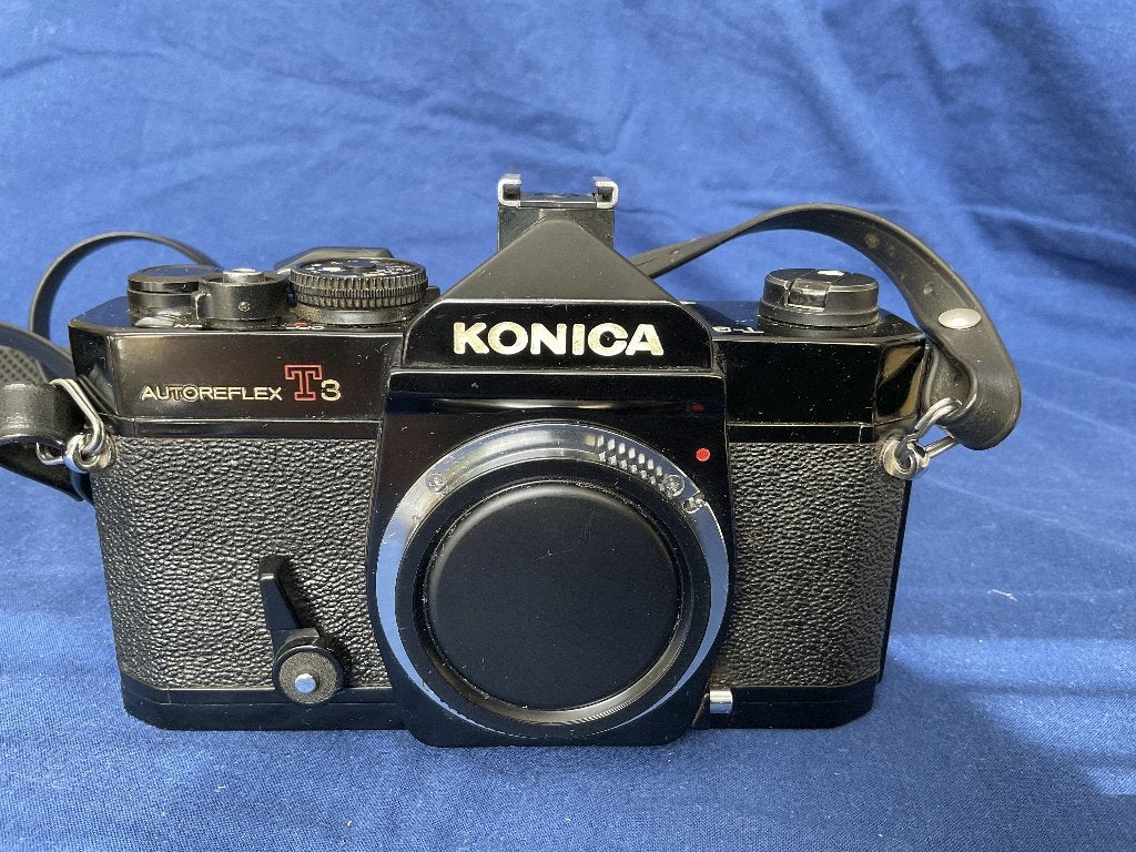 Konica Autoreflex T3 Analoge 35mm SLR camera body, Audio, Tv en Foto, Fotocamera's Analoog, Ophalen of Verzenden, Gebruikt, Spiegelreflex