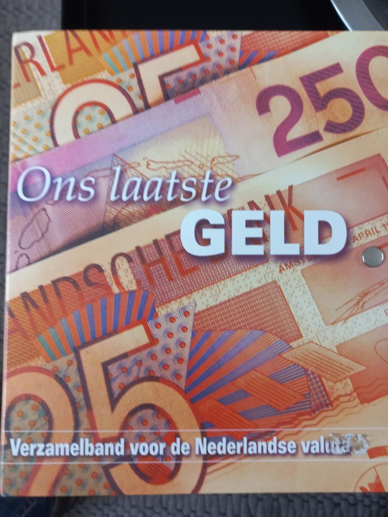 Verzamelband Ons Laatste Geld - Nederlandse Valuta, Ophalen of Verzenden, Koningin Beatrix, 5 cent, Setje