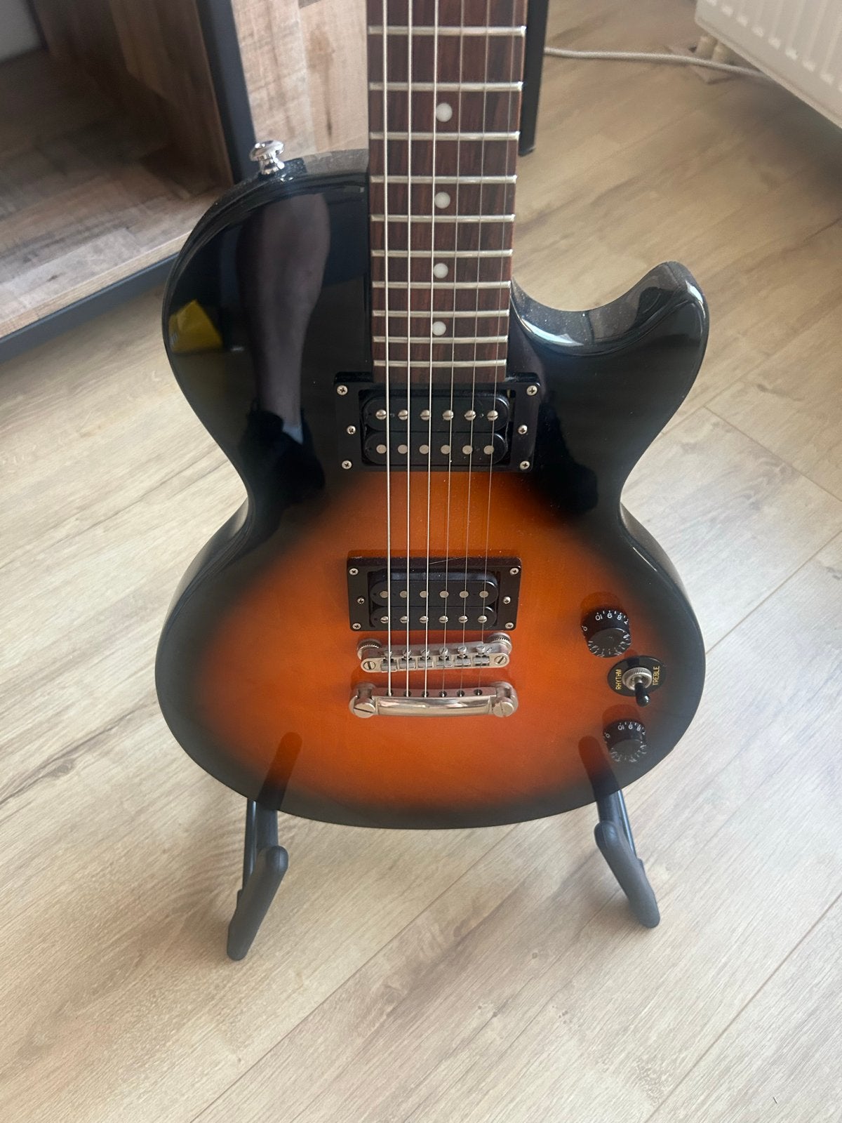 Epiphone Special II gitaar met Vox versterker en effecten, Ophalen, Gebruikt, Epiphone, Met versterker