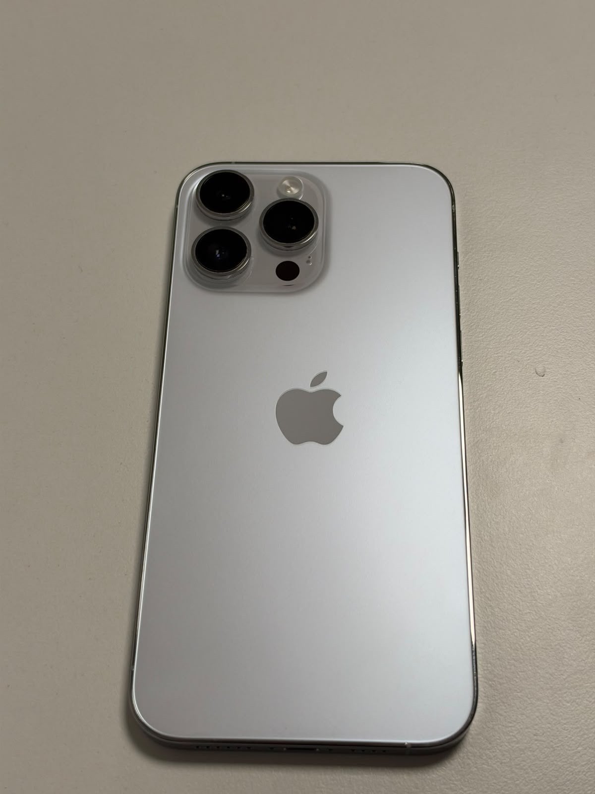iPhone 14 Pro Max 256GB Wit, Telecommunicatie, Wit, Zo goed als nieuw, 74 %, IPhone 14 Pro Max