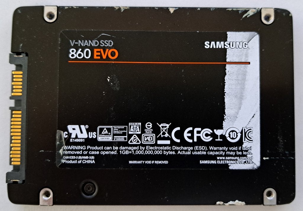 Samsung SSD's (250GB, 240GB) en 2x IDE Winchester schijven, Computers en Software, Ophalen, Intern, Gebruikt, Samsung SSD 250 GB, 240 GB, Winchester schijven 640 GB