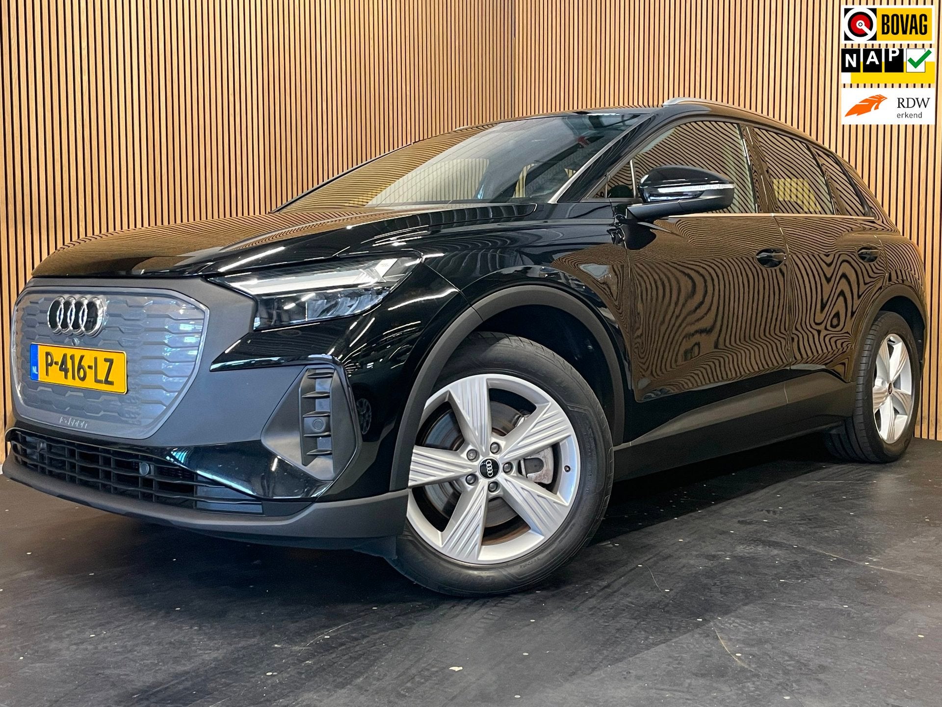 Audi Q4 e-tron 40|77 kWh|90% SOH|ACC|APPLE CARPLAY|CLIMATE+C, Auto's, Audi, Automaat, Gebruikt, Zwart, Origineel Nederlands
