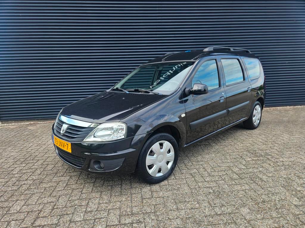 Dacia Logan MCV - 1.6 Lauréate| AIRCO | LAGE KM | ZEER NET!, Stof, Gebruikt, Zwart, 635 kg