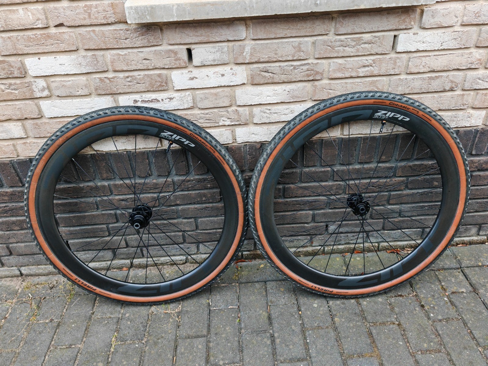 ZIPP 303S Wielset met Pirelli Cinturato Gravel M Banden, Wiel, Ophalen of Verzenden, Gravelbike, Carbon