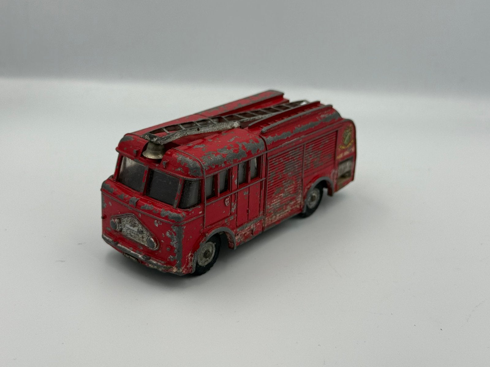 Dinky Toys Fire Engine, Ophalen of Verzenden, Zo goed als nieuw, Auto, Dinky Toys