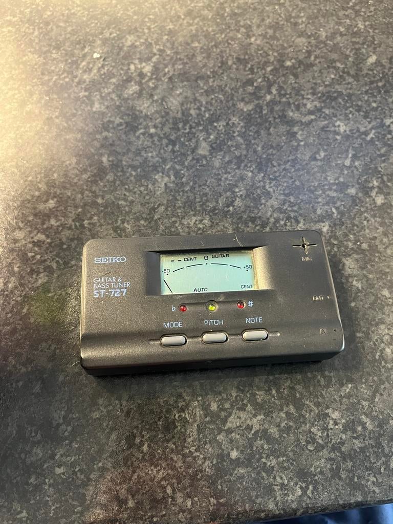 Seiko ST-727 Gitaar & Bas Tuner - Nauwkeurig en Compact, Ophalen of Verzenden, Gebruikt, Akoestische gitaar