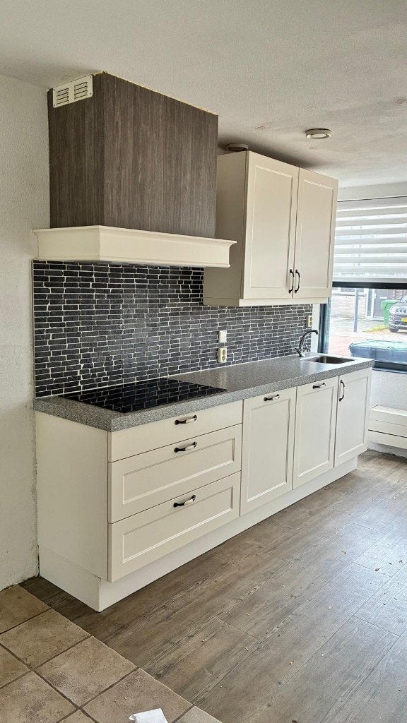 Complete keuken met Zanussi apparatuur – €500, Ophalen of Verzenden, Gebruikt, Crème, Dubbelwandige keuken