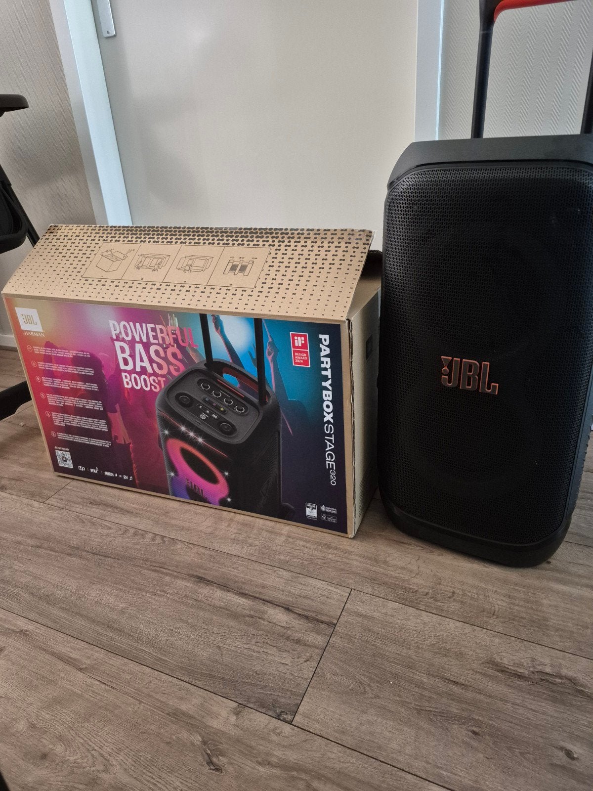 JBL Partybox Stage 320 met draadloze microfoons, Ophalen of Verzenden, Zo goed als nieuw, Zangmicrofoon, Draadloos