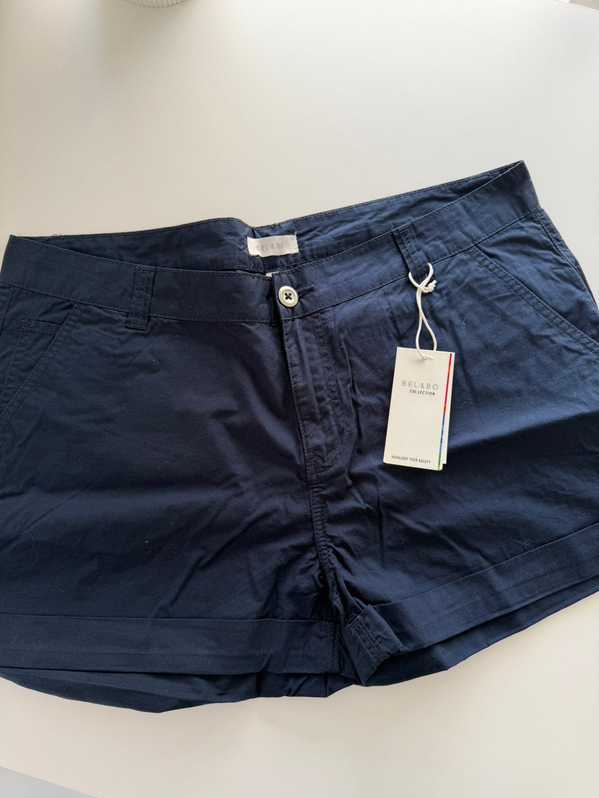 Nieuw met kaartjes Bel&Bo short bermuda blauw 44 xxl, Kort, Maat 42/44 (L), Nieuw, Verzenden