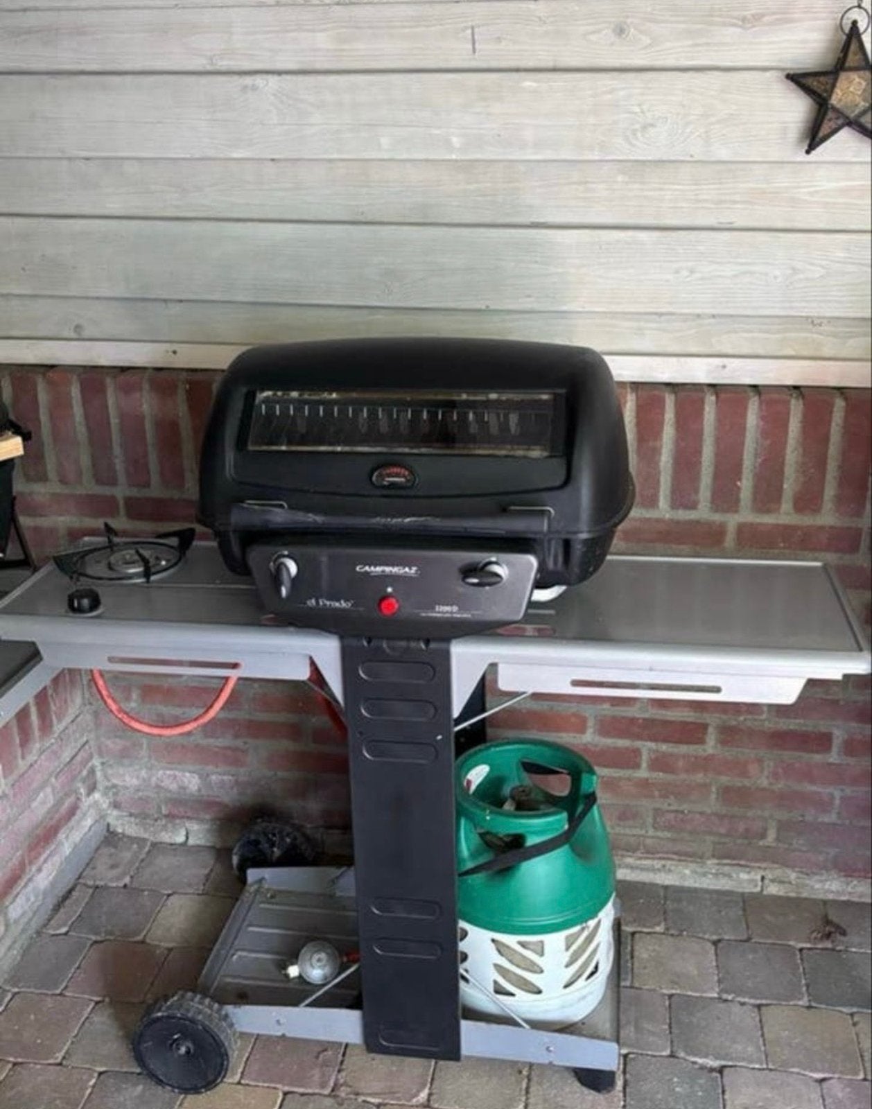 Campingaz El Prado 2200 D Gasbarbecue met zijbrander, Ophalen, Gebruikt