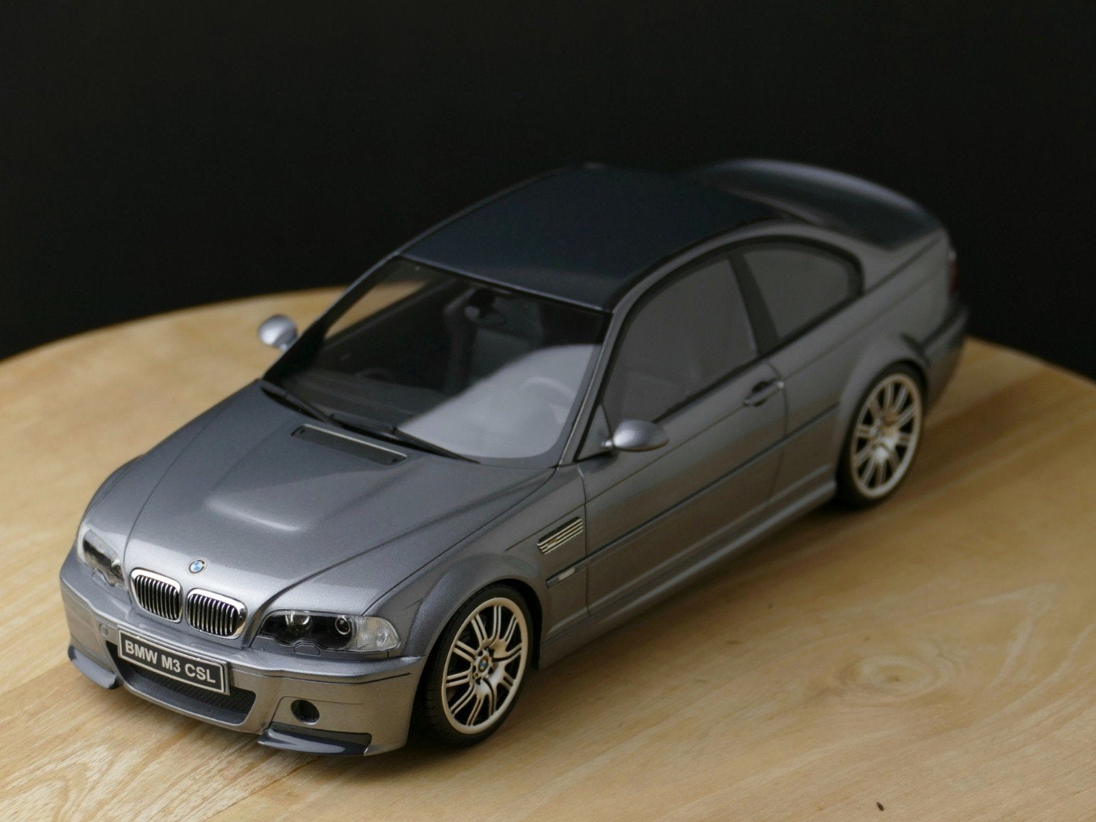 Ottomobile BMW E46 M3 CSL Ltd. 999 Pcs. 1:18, Hobby en Vrije tijd, Ophalen of Verzenden, Zo goed als nieuw, Auto, OttOMobile