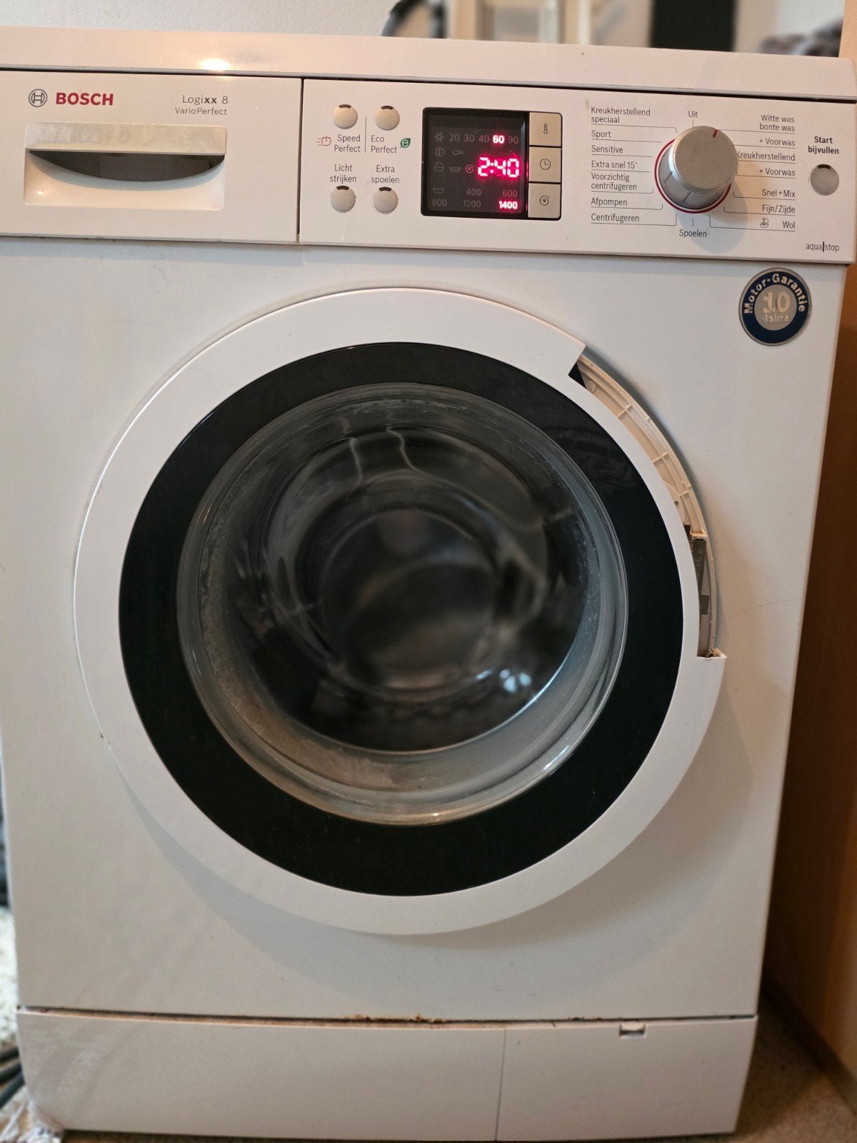 Wasmachine Bosch Logixx8 |Technisch: Goede staat|, 6 tot 8 kg, Ophalen, 1200 tot 1600 toeren, 85 tot 90 cm