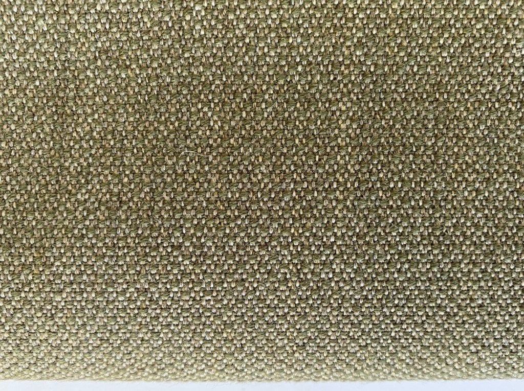 Kvadrat Fiord 2 951; olijfgroen; 2x restant meubelstoffen, Wol, 120 cm of meer, Ophalen of Verzenden, Groen