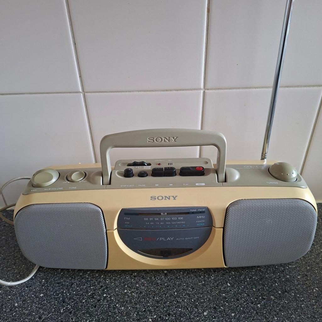 Sony CFS-E10 Radio Cassette-Corder - Vintage Boombox, Ophalen of Verzenden, Gebruikt, Radio
