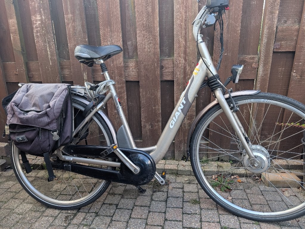 Giant Twist elektrische damesfiets – zonder accu, Ophalen, Gebruikt, Giant, Versnellingen