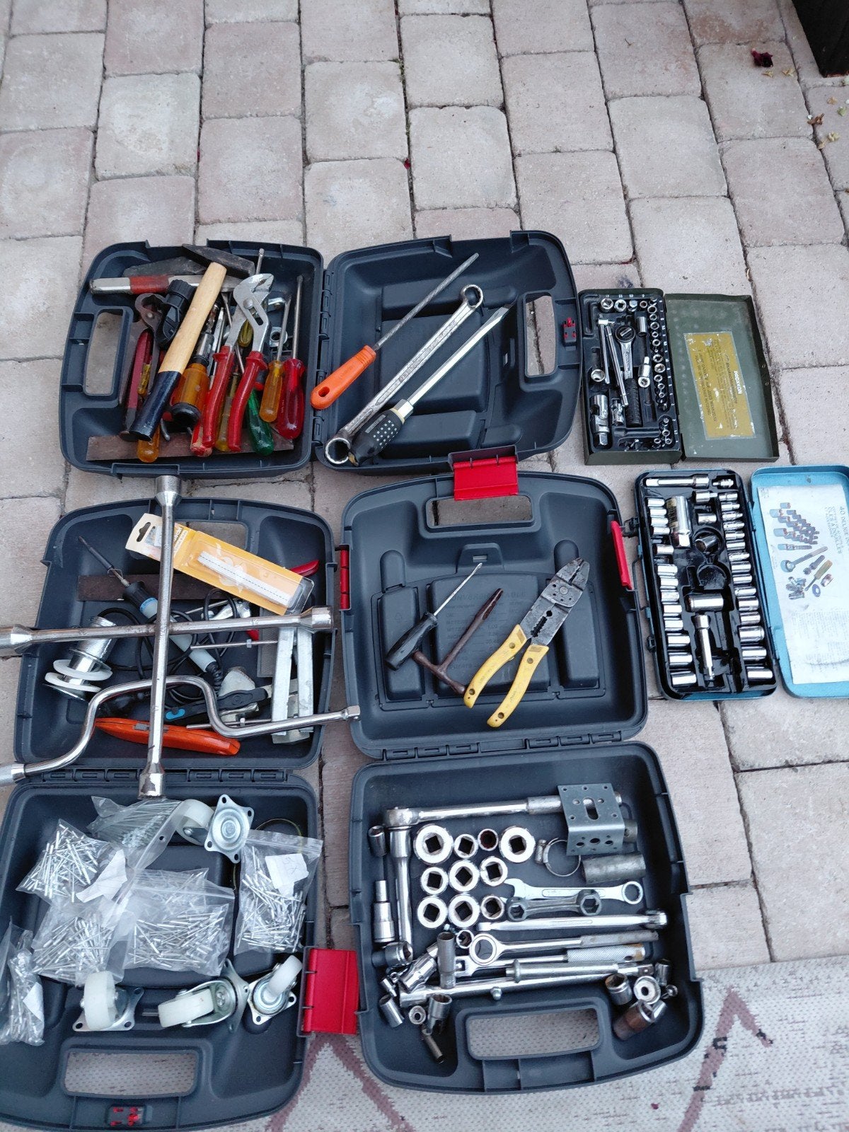 Grote set handgereedschap en doppensets, Ophalen of Verzenden, Gebruikt, Gereedschapsset, Overige merken