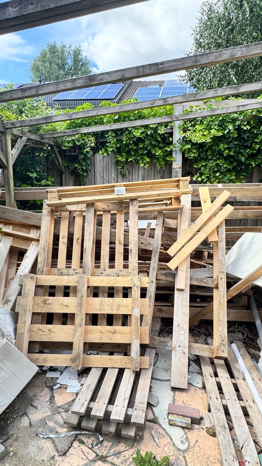 Gratis af te halen: Diverse gebruikte pallets, Doe-het-zelf en Verbouw, Hout en Planken, Ophalen, Gebruikt, 50 mm of meer, Pallet