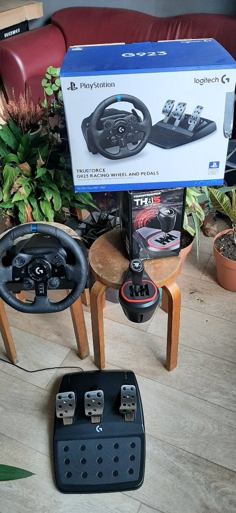 Logitech G G923 Racestuur. Thrustmaster TH8S Shifter., Ophalen of Verzenden, Zo goed als nieuw, Thrustmaster/Logitech