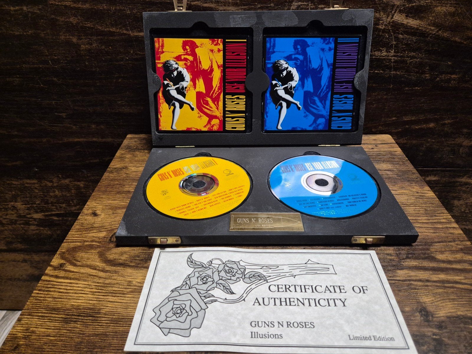 Guns N' Roses - Use Your Illusion I & II Box set ILLUSIONS, Rock, Boxset, Ophalen of Verzenden, Zo goed als nieuw