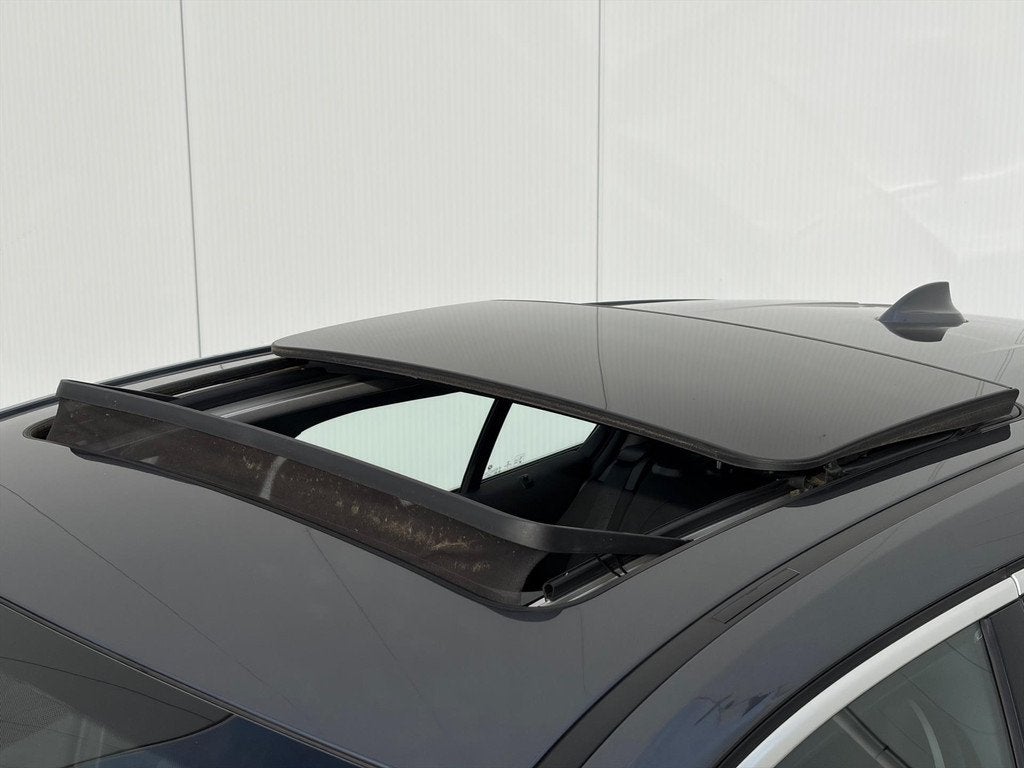 BMW 1 Serie (f40) 118i 136pk Executive Edition | Schuif -kan, Auto's, BMW, Gebruikt, Origineel Nederlands, Handgeschakeld, Grijs
